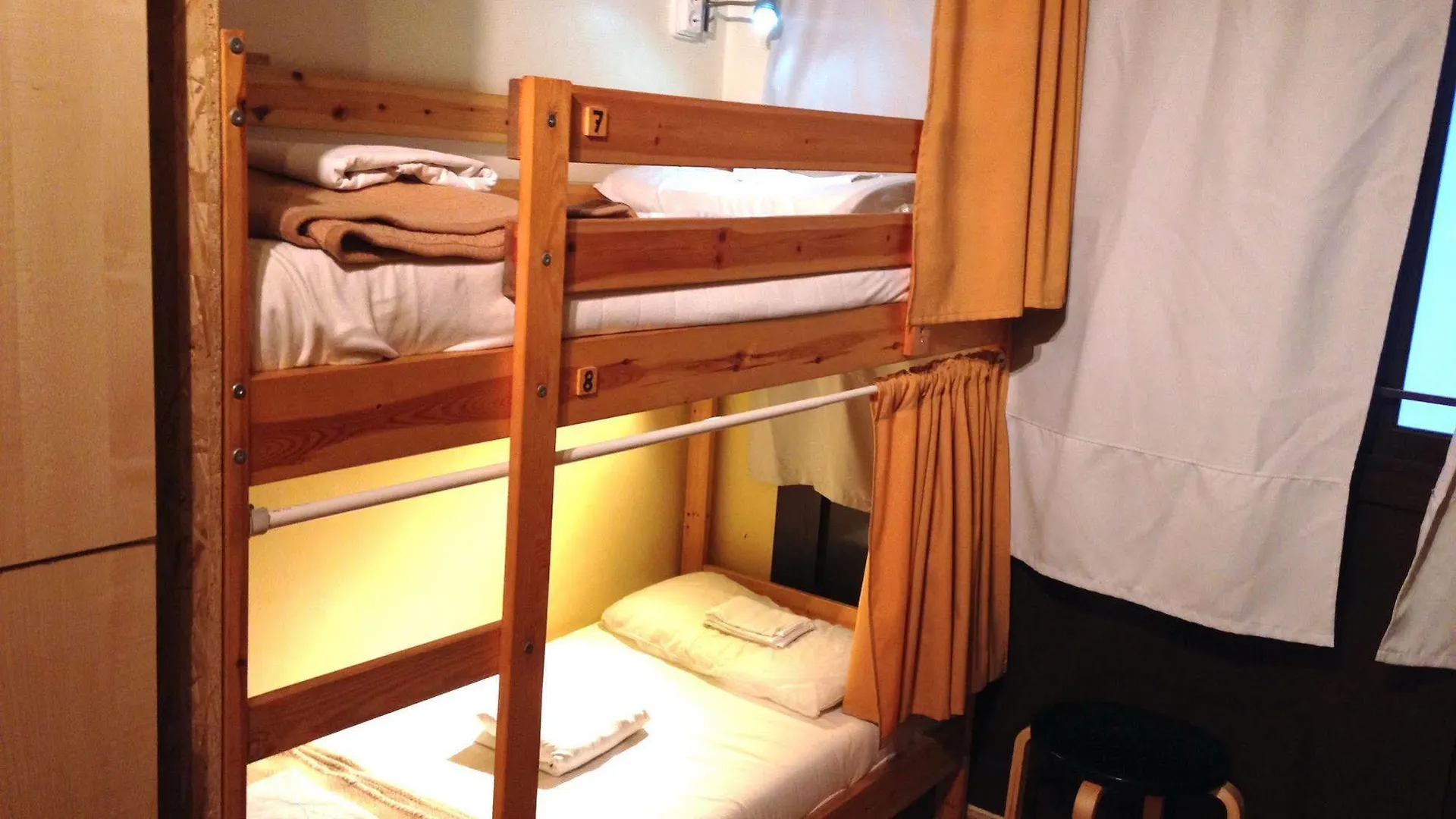 Harmony Hostel Barcelona Espanha